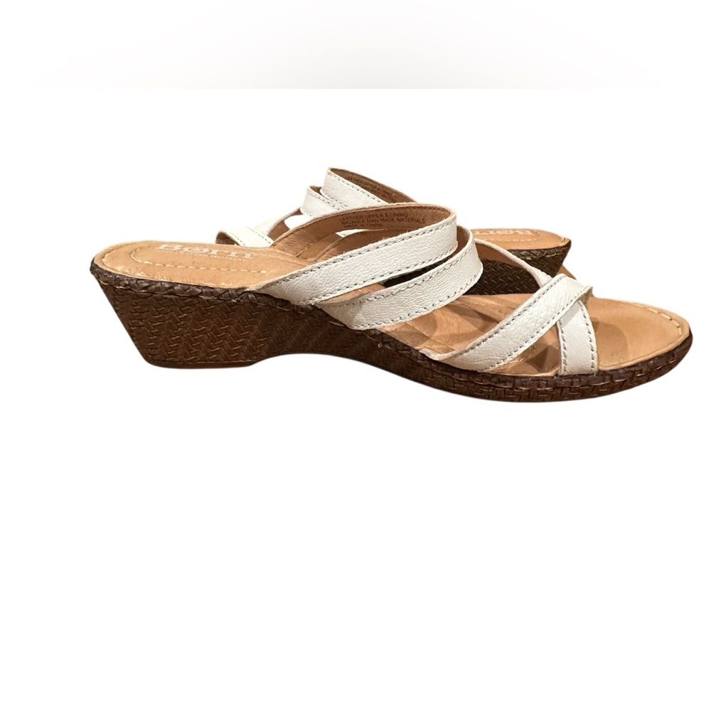 Women's BORN White slip on strappy Sandals - Picture 4 of 8